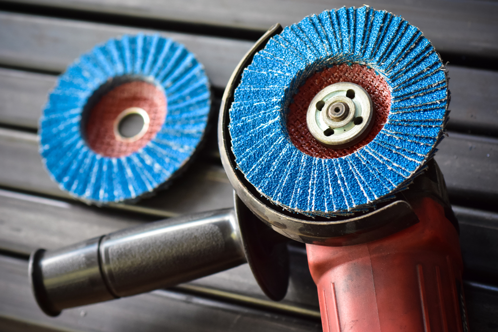 angle grinder & flap disc